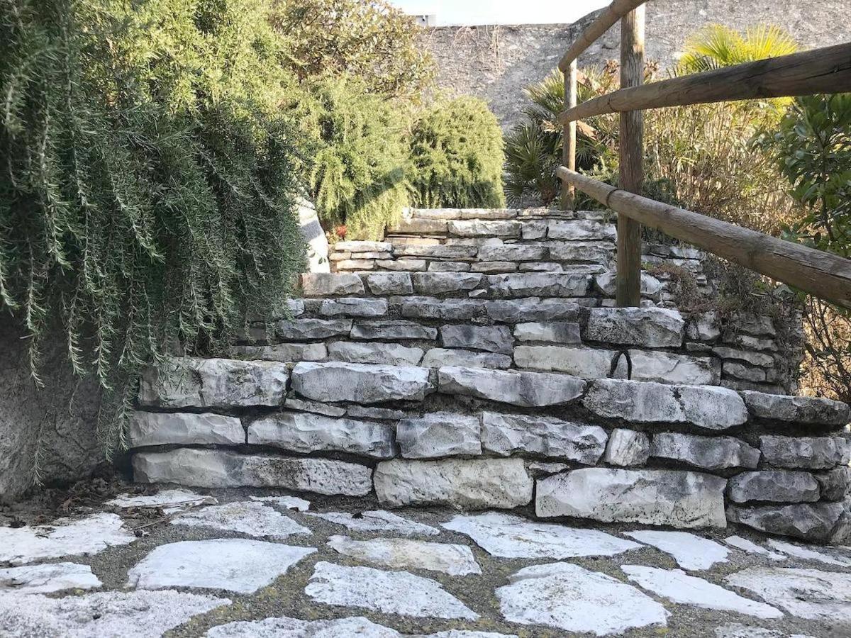 Il Sasso Bianco Bb Apartamento Comerio Exterior foto
